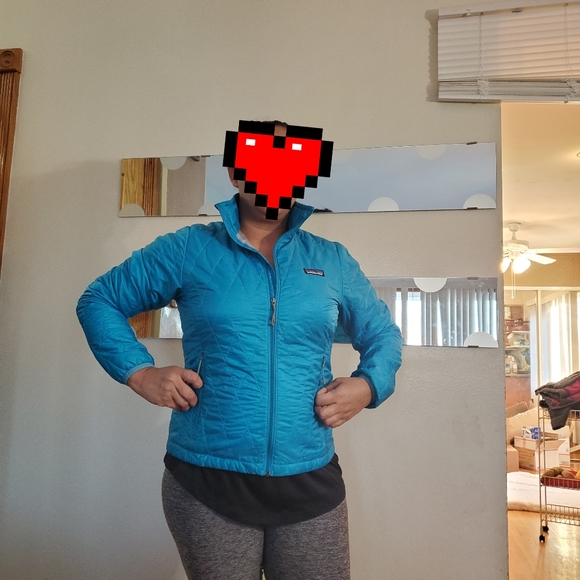 Patagonia Women's jacket Size Small - Picture 3 of 8